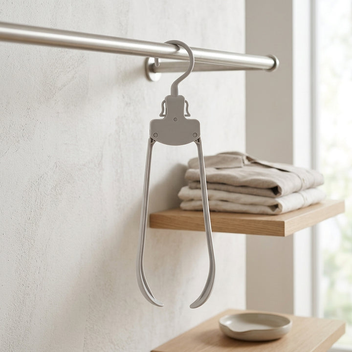 Space-Saving Collapsible Hanger in a