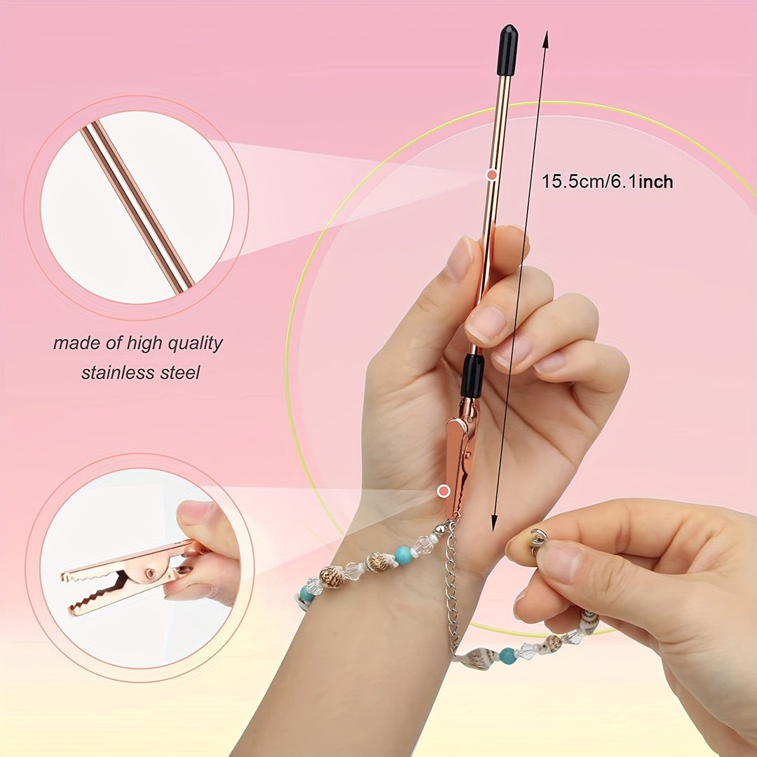 Effortless Bracelet Fastening Aid